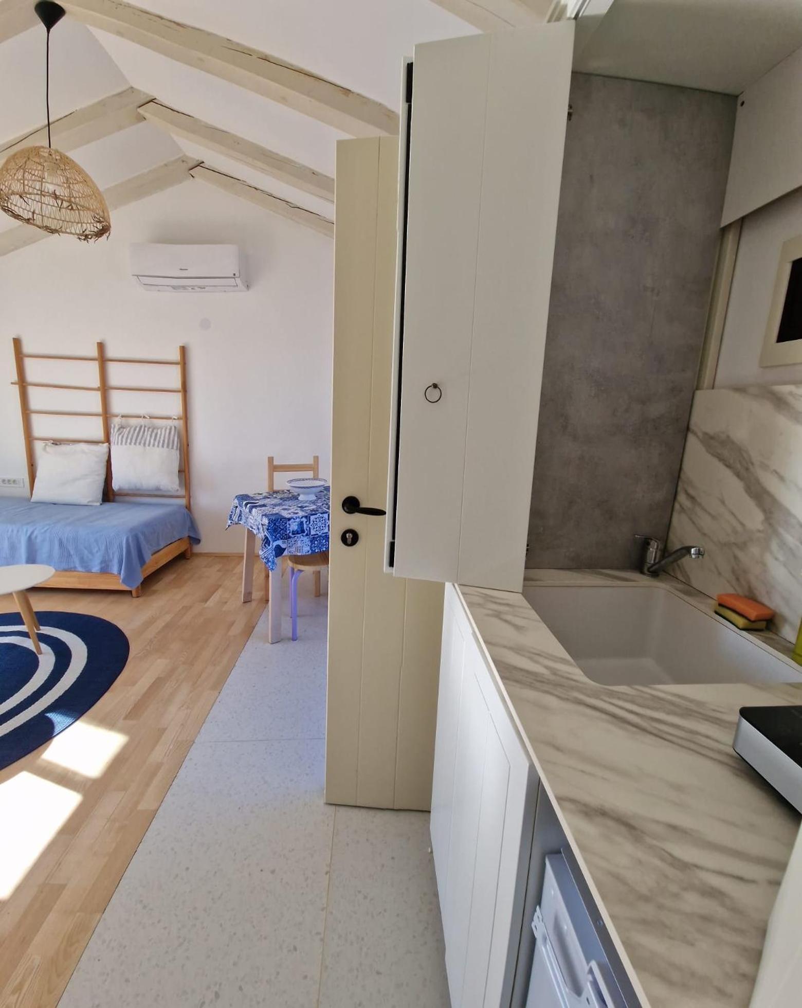 Apartments Ivas Zambratija  Eksteriør bilde